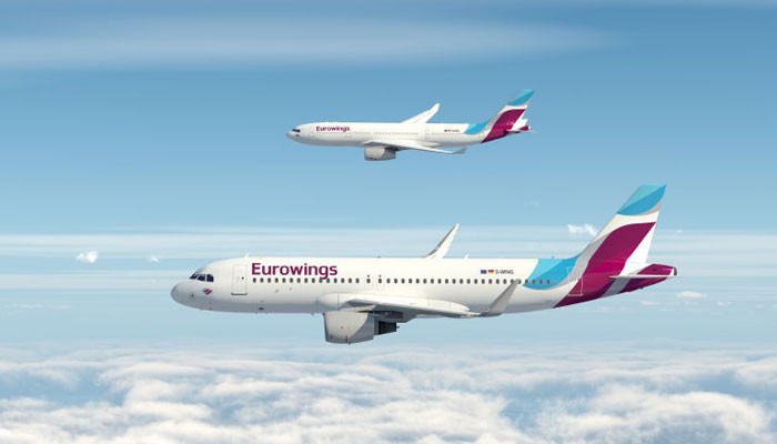 Zwei Maschinen der Eurowings in der Luft