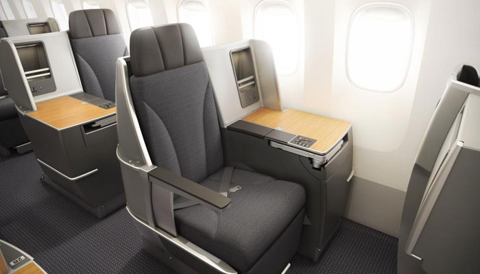 Business-Class-Sitze in der Boeing 767-300ER