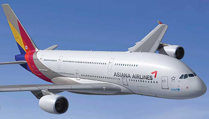 Airbus A380 von Asiana Airlines