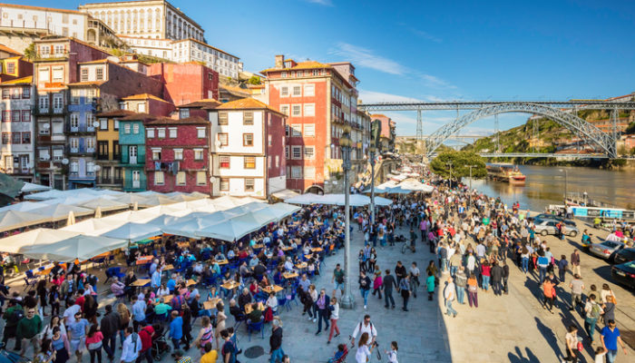 TAP-Passagiere können einen Zwischenstopp von bis zu bis zu fünf Tagen in Porto einlegen. Foto: iStock