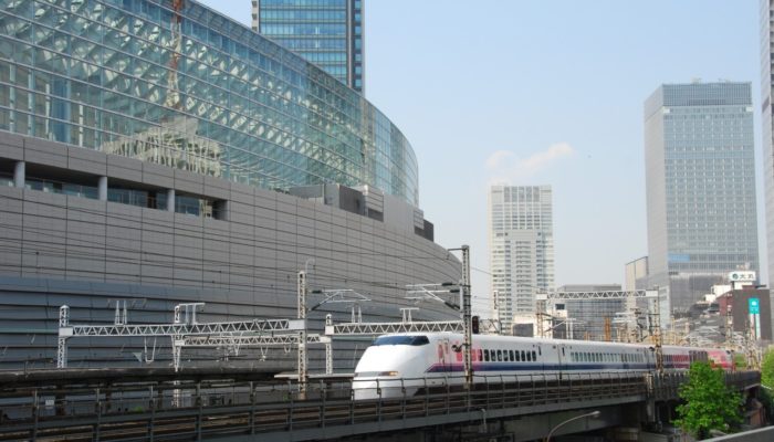Die Shinkansen-Züge fahren bis zu 320 Kilometer / Stunde. Foto: Japan National Tourism Organization