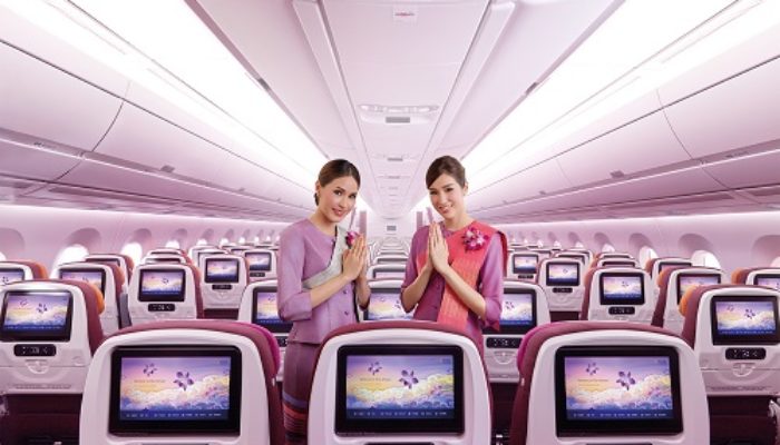 Flugbegleiterinnen Thai Airways
