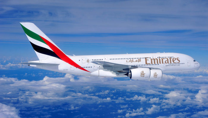 A380 der Emirates in der Luft