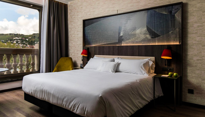 Zimmer im NYX Hotel Bilbao. Foto: Leonardo Hotels/© Marc Sanchez