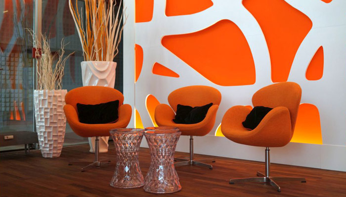 Stylish und komfortabel: die neue Diamond Lounge von Sixt am Flughafen München. Foto: Sixt SE